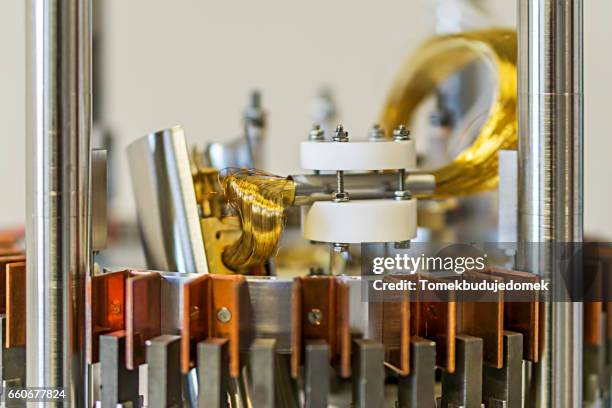 vacuum - wissenschaftliche erforschung stock pictures, royalty-free photos & images