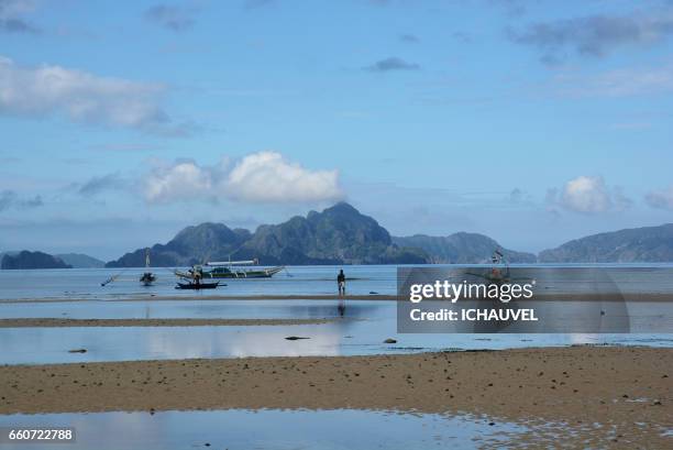 corong corong beach philippines palawan - transport nautique stock pictures, royalty-free photos & images