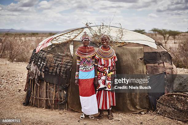 rendille woman portrayed in front of there home - african tribal images stock pictures, royalty-free photos & images