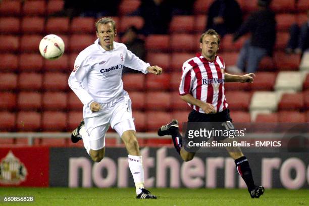 Sunderland's Marcus Stewart and Nottingham Forest's Jon Olav Hjelde