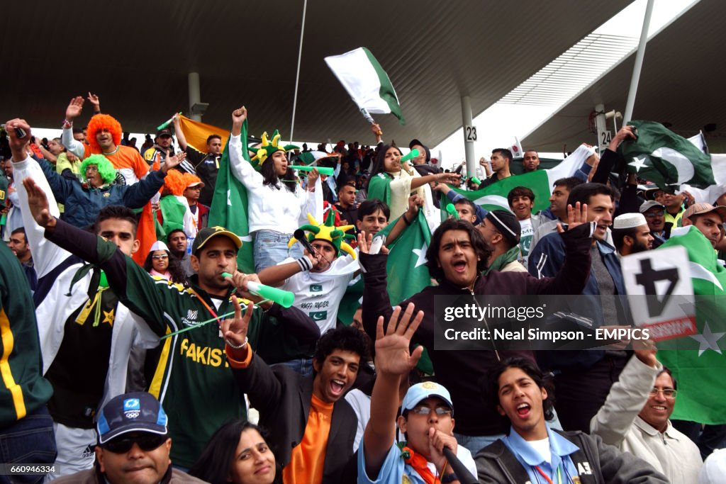 Cricket - ICC Champions Trophy 2004 - India v Pakistan
