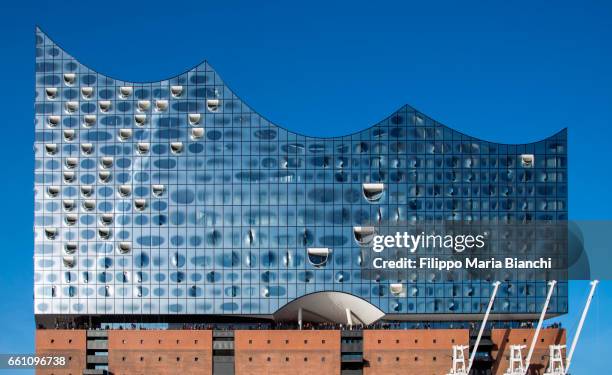 elbphilharmonie - paesaggio urbano stock pictures, royalty-free photos & images