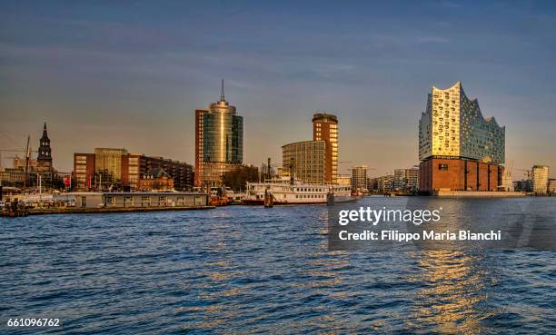 elbphilharmonie - paesaggio urbano stockfoto's en -beelden