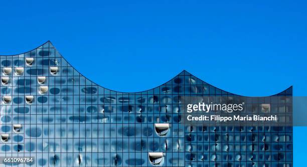 elbphilharmonie - paesaggio urbano stock pictures, royalty-free photos & images