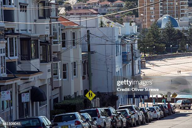 beach street, coogee - car parked stock pictures, royalty-free photos & images