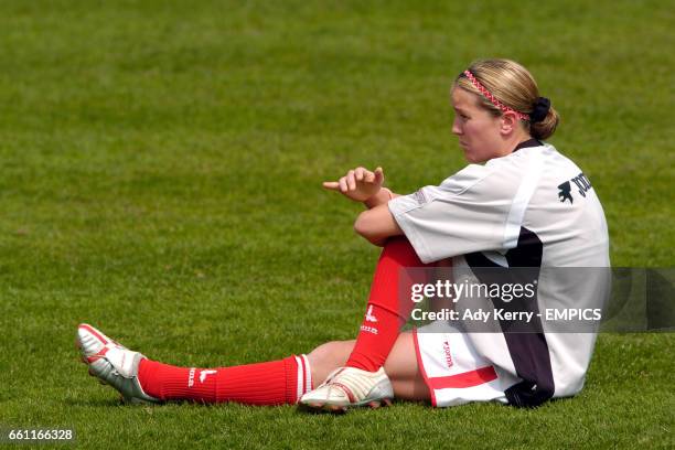 Charlton Athletic captain Casey Stoney warms up prior to the game