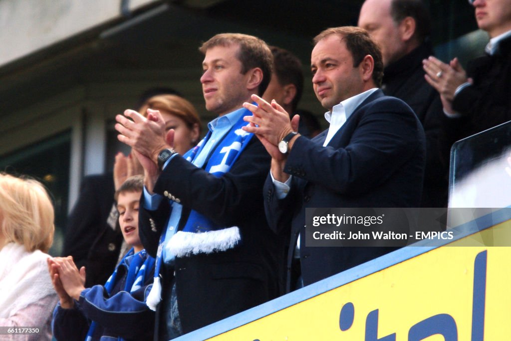 Soccer - FA Barclays Premiership - Chelsea v Charlton Athletic - Stamford Bridge
