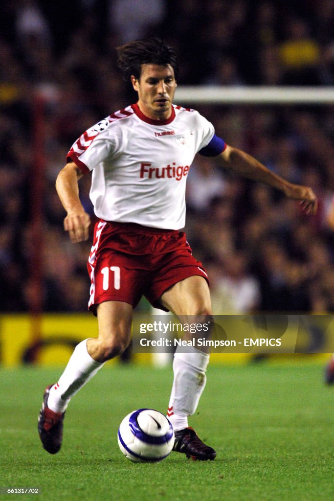 Soccer - UEFA Champions League - Group B - Arsenal v FC Thun - Highbury