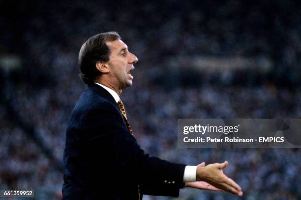 Argentina coach Carlos Bilardo appeals to the referee