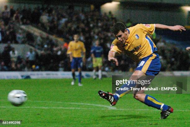 Adam Rundle Football 22 Tony Rundle Stock Photos, High-Res Pictures, and Images - Getty Images