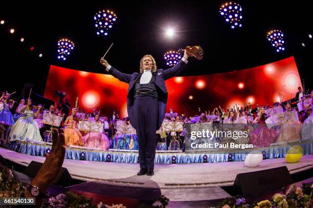 Andre Rieu Harp 2,667 Andre Rieu Photos & High Res Pictures - Getty Images