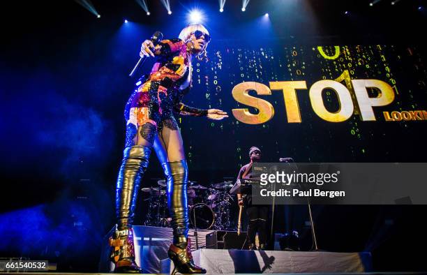 American R&B singer Mary J Blige performs on stage at Ziggo Dome, Amsterdam, Netherlands, 25 October 2016.