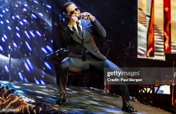 American R&B and soul singer Maxwell performs on stage at Ziggo Dome, Amsterdam, Netherlands, 25 October 2016.