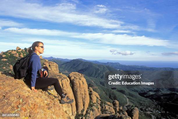 Hiker, Inspiration Point, Backbone Trail, Santa Monica Mountains National Recreation Area, California .