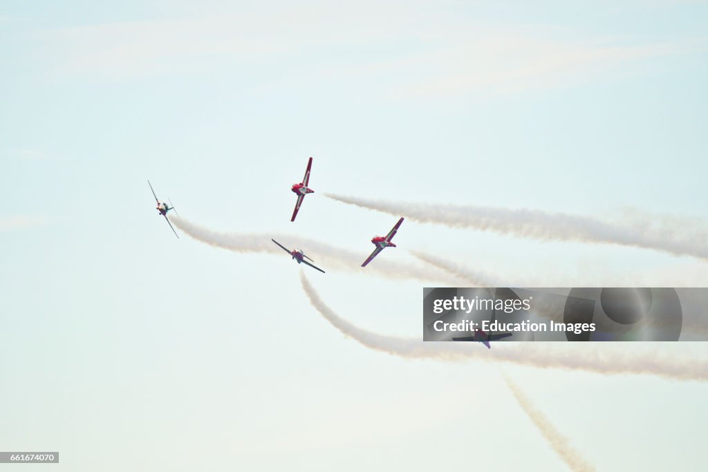 AirVenture 2016, Canadian Air Force Snowbirds Aerobatic Team