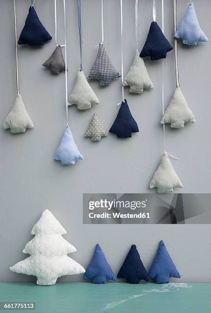 diy christmas decoration - ribbon sewing item stock pictures, royalty-free photos & images