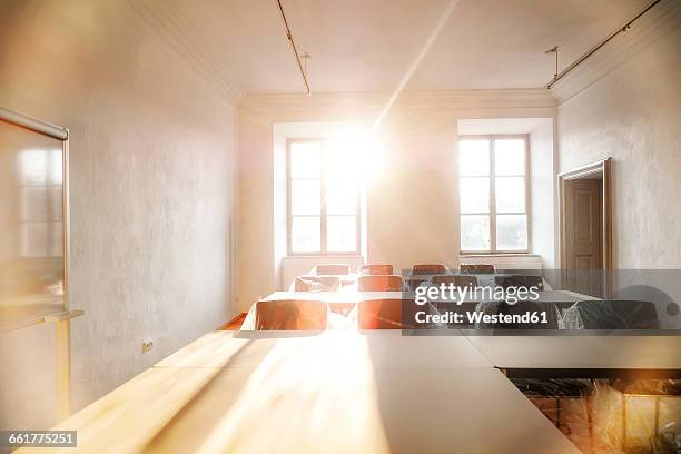 bright training room - school reform stock pictures, royalty-free photos & images