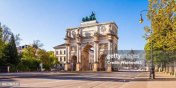 germany, bavaria, munich, victory gate - munchen stockfoto's en -beelden