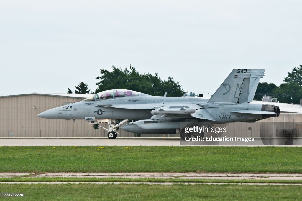 AirVenture2016, Boeing EA 18-G Growler Navy Jet Fighter