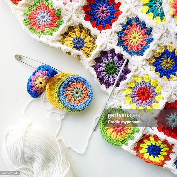 close-up of crochet blanket - かぎ針編み ストックフォトと画像