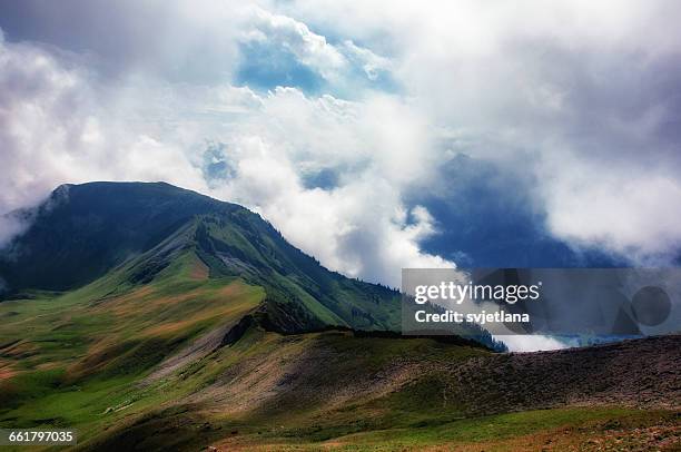 mountain landscape, lungern, obwalden, switzerland - lungern stock-fotos und bilder