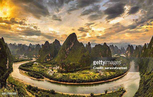 xianggong hill, li river and karst mountains, guilin, guangxi, china - guilin stock pictures, royalty-free photos & images