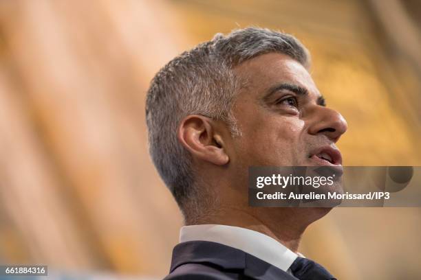 Mayor of London, Sadiq Khan delivers a speech next to the Mayor of Paris and Head of C40 , Anne Hidalgo and Mayor of Seoul, Park Won soon at the City...