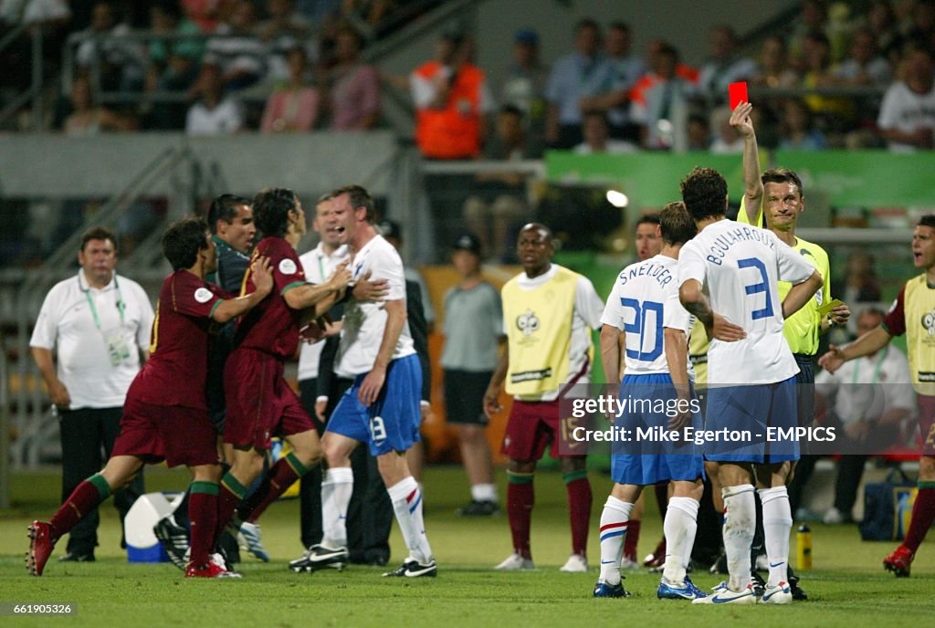 Soccer - 2006 FIFA World Cup Germany - Second Round - Portugal v Holland - Franken-Stadion