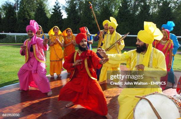 Digjan 107 Dijan Stock Photos, High-Res Pictures, and Images - Getty Images