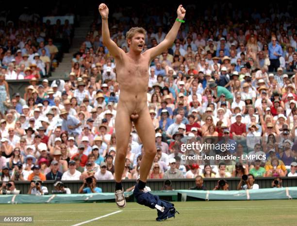 Male streaker runs onto centre court as Maria Sharapova faces Elena Dementieva in the womens quarter final