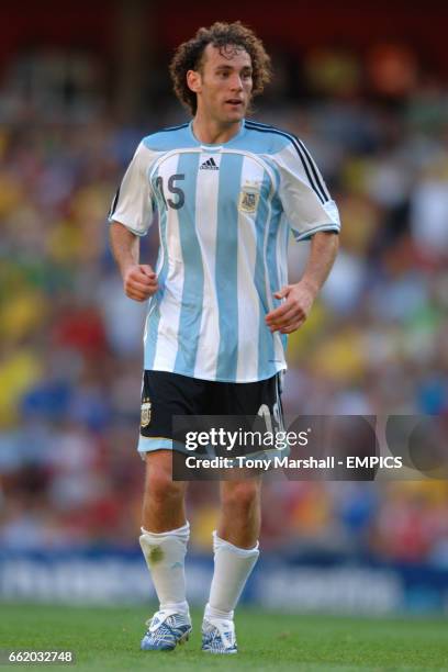 Gabriel Milito Photos Photos and Premium High Res Pictures Getty Images