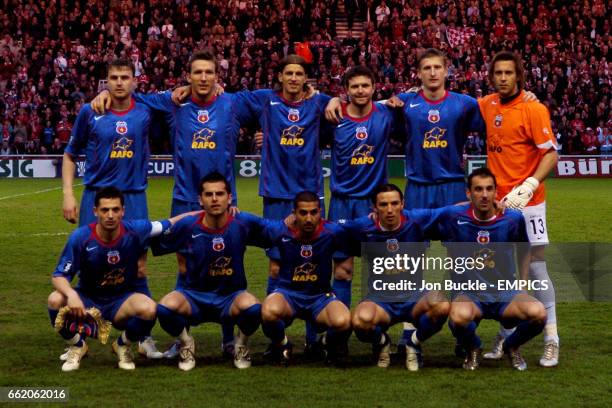 Stequa 19,936 Steaua Football Stock Photos, High-Res Pictures, and Images ...