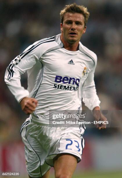 Beckham Real 604 Beckham Real Madrid 2006 Stock Photos, High-Res Pictures, and ...