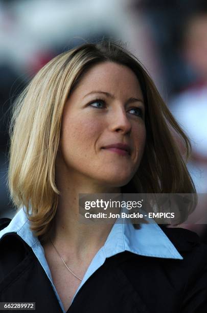 Sports commentator Jacqui Oatley, takes her position to become the first woman commentator in Match of the Day's 43-year history.