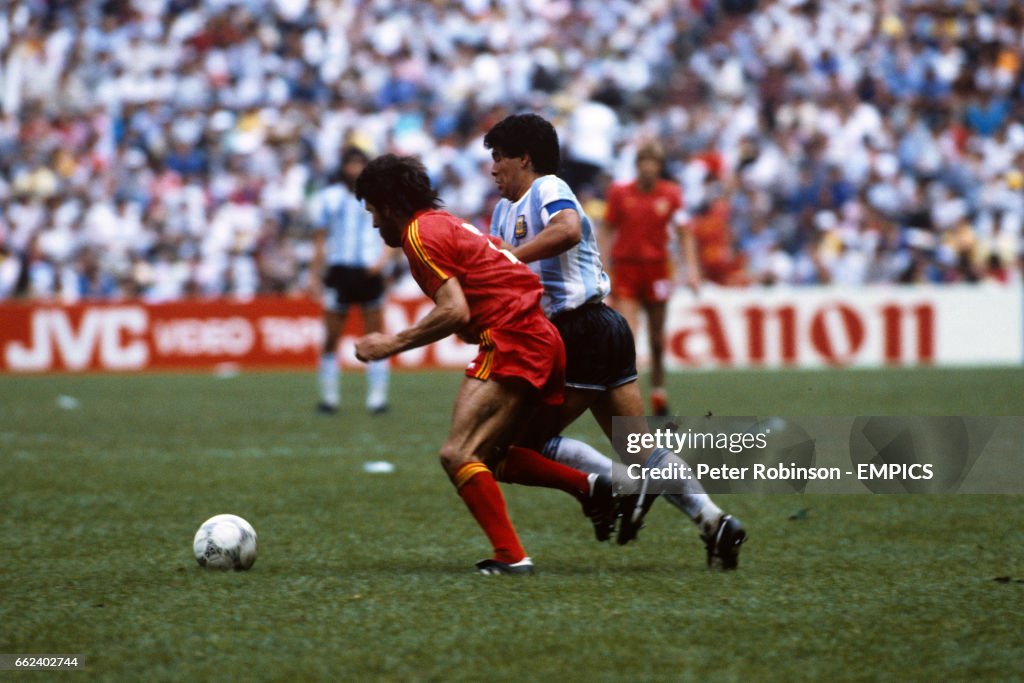 Soccer - World Cup Mexico 1986 - Semi Final - Argentina v Belgium - Azteca Stadium