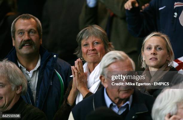 Jonny Wilkinson's dad Phil, mum Philippa and girlfriend Shelley Jenkins