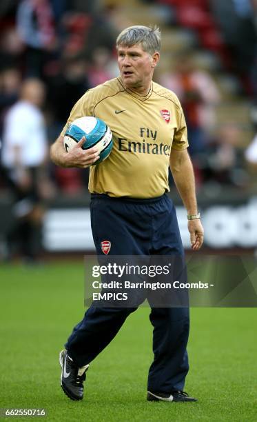 Pat Rice Assistant Manager 62 Pat Barrington Stock Photos, High-Res Pictures, and Images - Getty ...