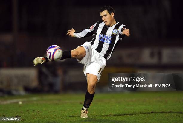 Adam Rundle Football 102 Adam Rundle Stock Photos, High-Res Pictures, and Images - Getty Images