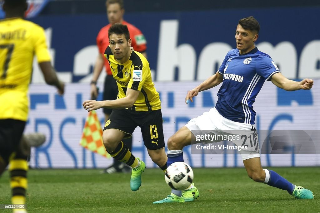 Bundesliga"Schalke 04 v Borussia Dortmund"
