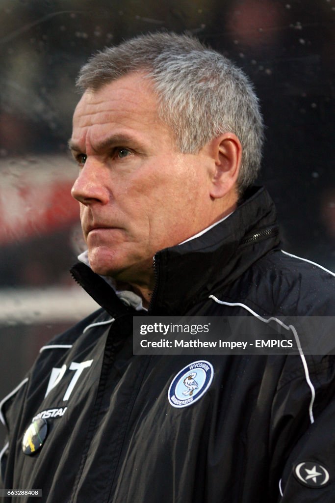 Soccer - Coca-Cola Football League Two - Wycombe Wanderers v Luton Town - Adams Park