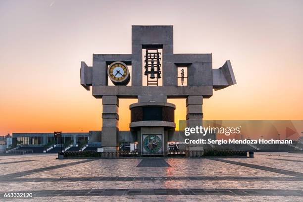 the carillon of the basilica of our lady of guadalupe - mexico city, mexico - basilica of our lady of guadalupe stock-fotos und bilder