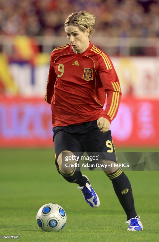 Soccer - International Friendly - Spain v England - Ramon Sanchez-Pizjuan Stadium