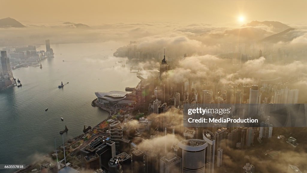 香港從空氣在太陽升起