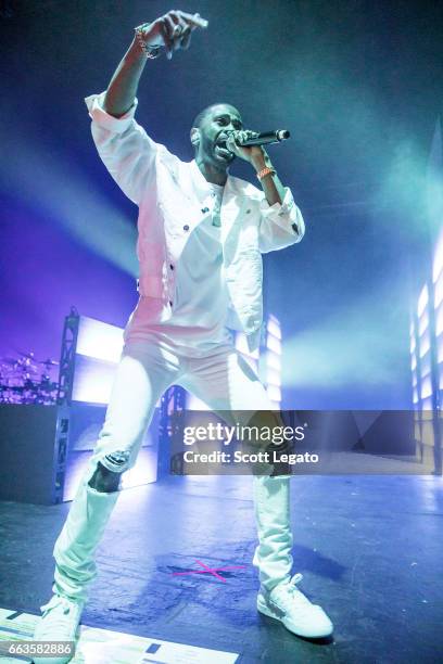 Big Sean performs onstage during his 'I Decided' tour at the Fox theater on April 1, 2017 in Detroit, Michigan.