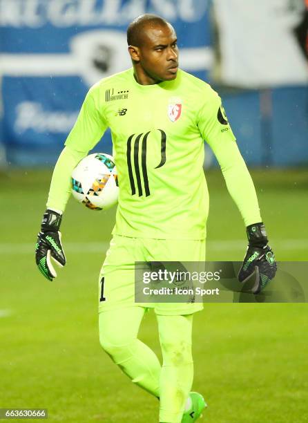 Vincent Enyeama of Lille during the French Ligue 1 match between Bastia and Lille at Stade Armand Cesari on April 1, 2017 in Bastia, France.