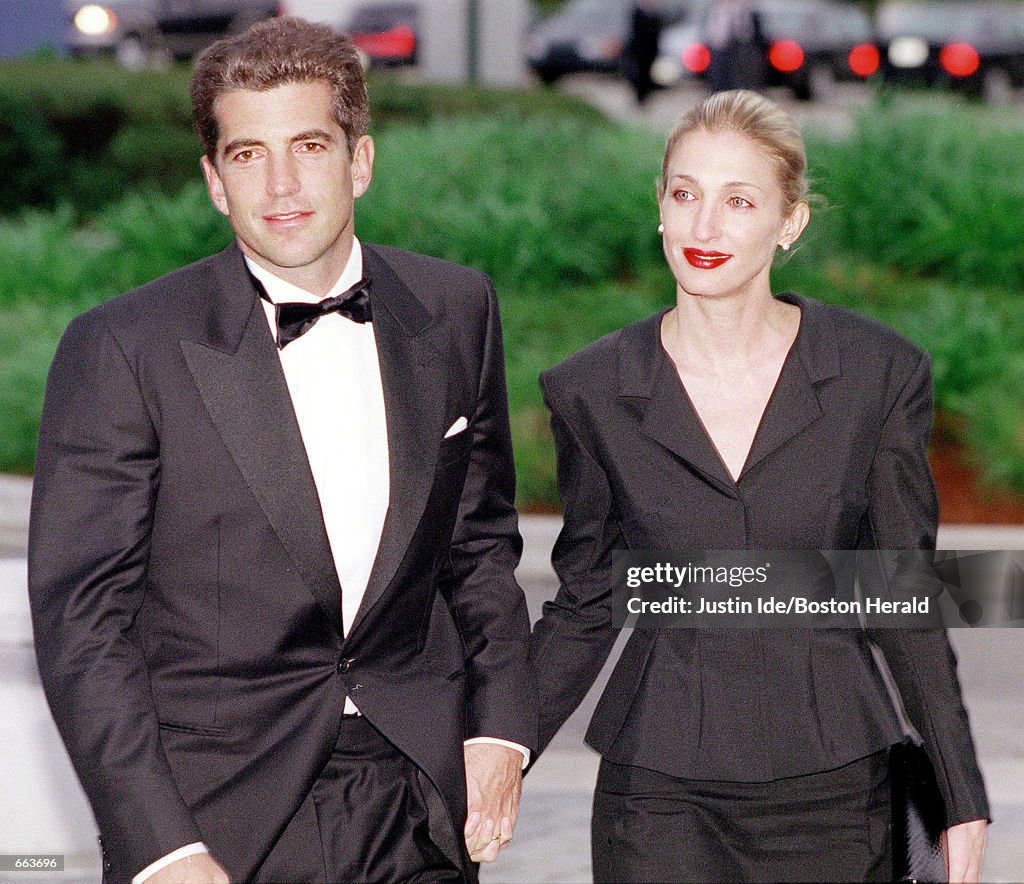 John F. Kennedy Jr. And Carolyn Bessette Kennedy