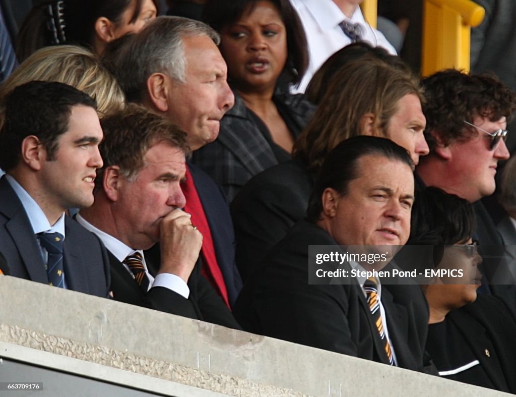 Soccer - Barclays Premier League - Wolverhampton Wanderers v Hull City - Molineux Stadium