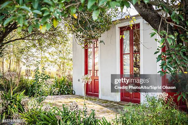 home exterior - french doors stockfoto's en -beelden