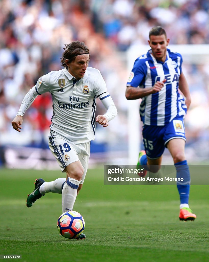 Real Madrid CF v Deportivo Alaves - La Liga