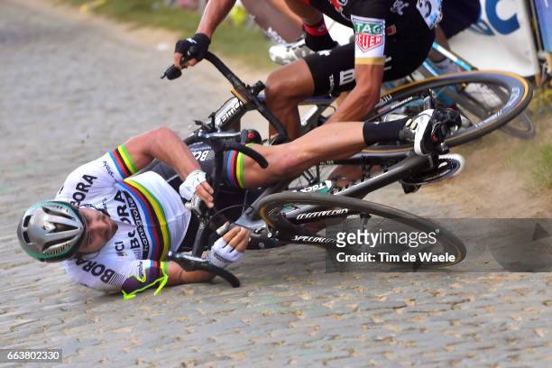 101st Tour of Flanders 2017 / Men Peter SAGAN / Greg VAN AVERMAET / Oliver NAESEN / Crash / Oude Kwaremont / Antwerpen - Oudenaarde / Ronde van...